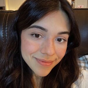 Meet your Posher, Madeline